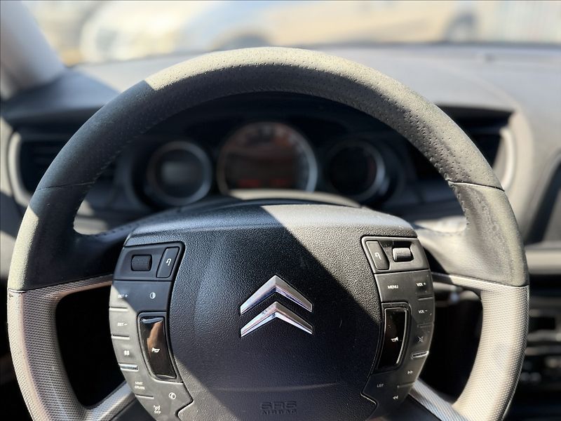 Citroën C5 2,0 HDI 103kW NOVÉ ROZVODY - fotka 10 z 28