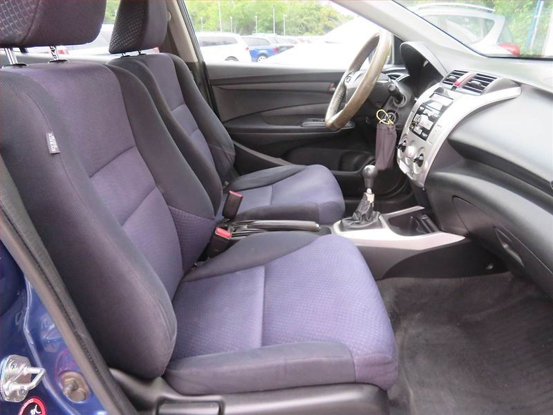 Honda City (2011) 1.4 i-VTEC, Serv.kniha, po STK - fotka 9 z 14