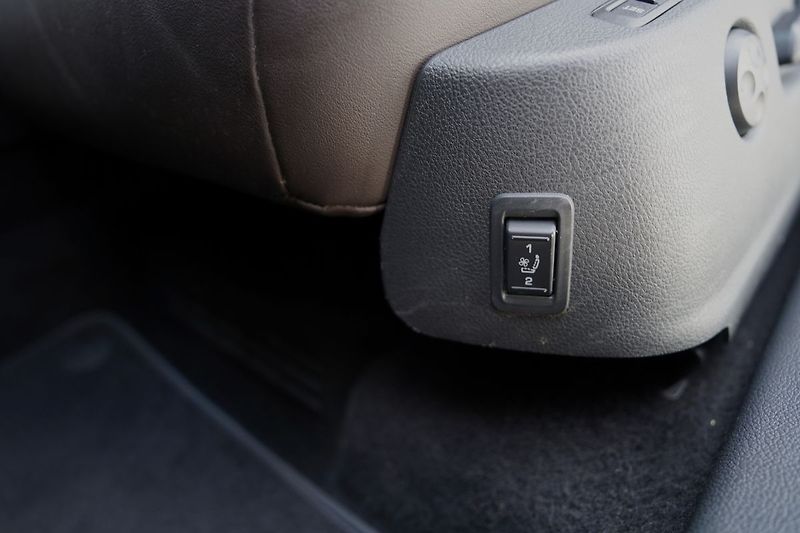 Škoda Superb 2.0 TDI 125 kW L&K/ČR/DPH - fotka 26 z 44