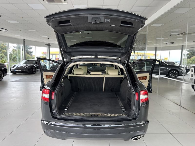 Jaguar XF 2,2d 147kW*AUT*Navi*Kamera - fotka 31 z 34