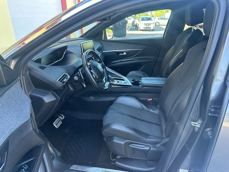 Peugeot 5008 (2018) 1.5HDi 96KW/GTLINE/7MÍST/1MAJ - fotka 10 z 46