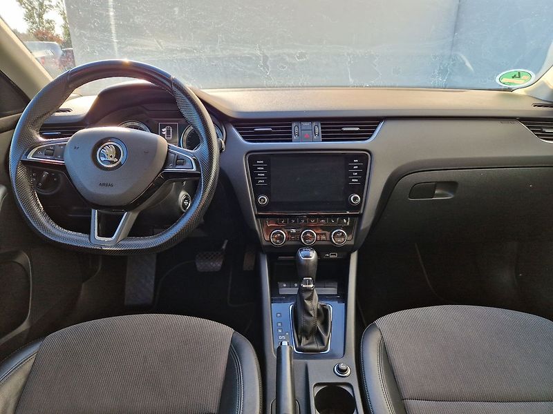 Škoda Octavia Style 1,6 TDI DSG 85kw - fotka 12 z 29