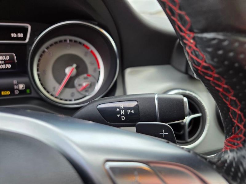Mercedes-Benz CLA 1,8 100 KW 200 CDi automat - fotka 19 z 26