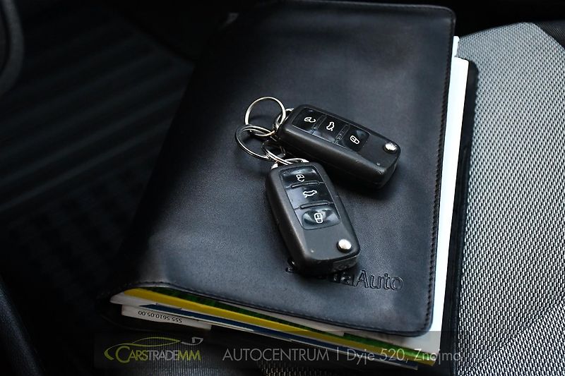 Škoda Fabia 1.2TSi 2xPNEU - fotka 34 z 45