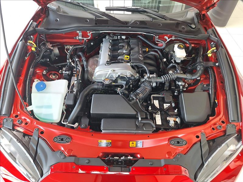 Mazda MX-5 (2026) 1.5 2RF G 132k 6MT RWD Homura - fotka 12 z 13