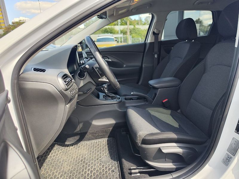 Hyundai i30 1.0 T-GDI/88kW Smart Navi DCT - fotka 14 z 33