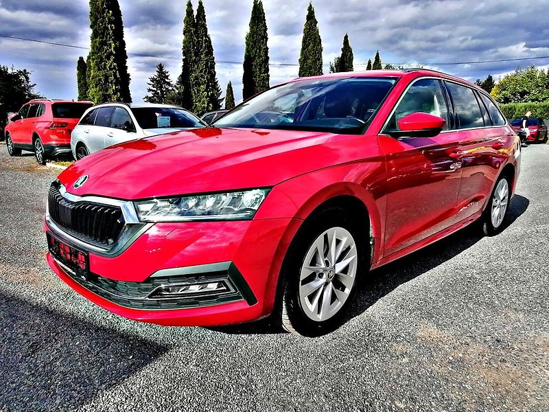 Škoda Octavia (2021) 1.5 TSi e-tec DSG Clever ACC - fotka 2 z 34