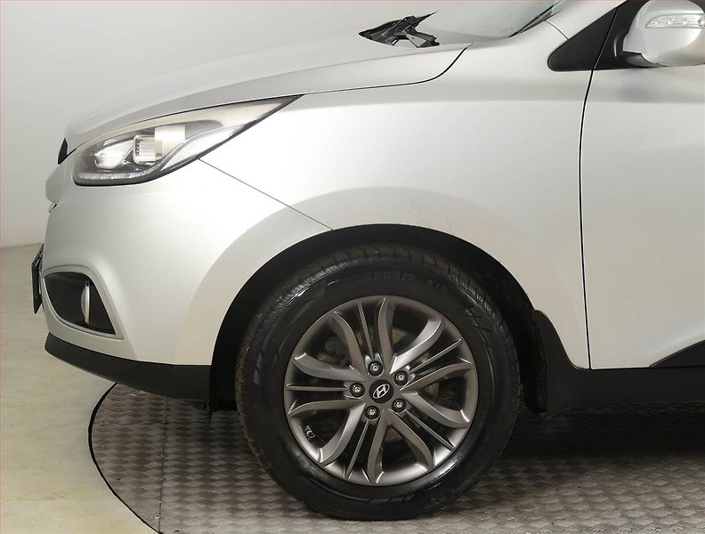 Hyundai ix35 (2013) 2.0 GDI, Serv.kniha, Tempomat - fotka 15 z 20