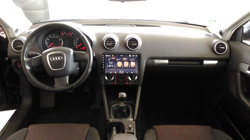 Audi A3 (2006) 2,0FSI,110KW,ALU,AUT.KLIMA - fotka 17 z 27