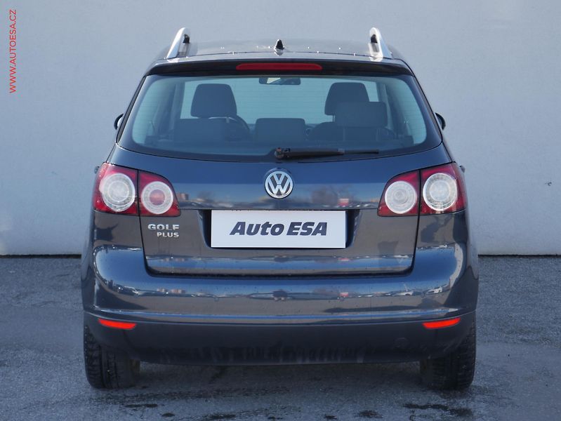 Volkswagen Golf Plus (2007) 1.4i, AC, výhřev sed - fotka 5 z 17