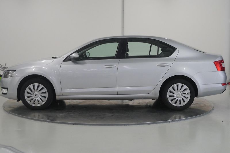 Škoda Octavia - fotka 3 z 24