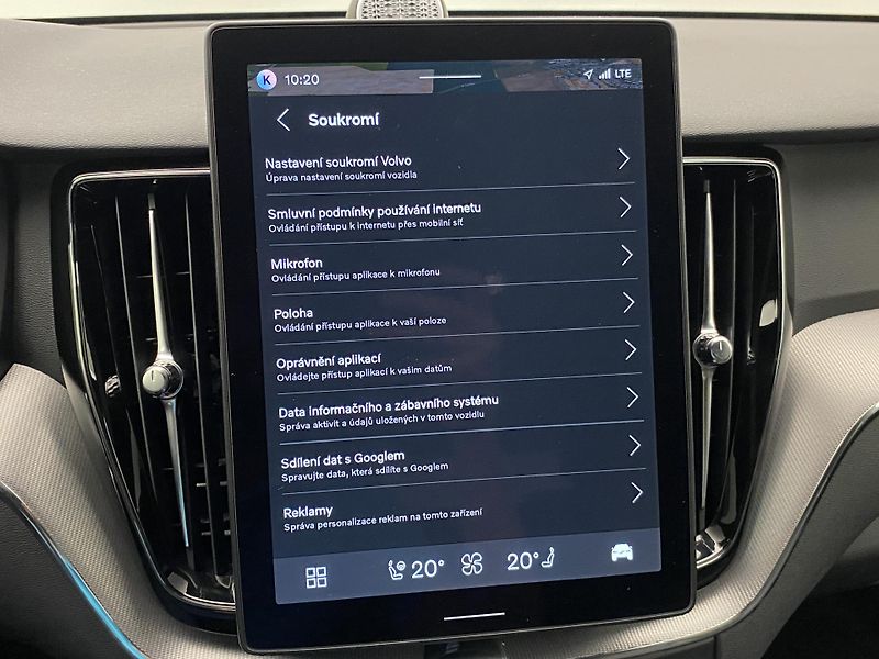 Volvo XC60 T8 AWD RECHARGE BLACK EDITION - fotka 56 z 64