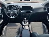 Kia XCeed (2023) 1.5 T-GDi, Exclusive, AT - náhled 8
