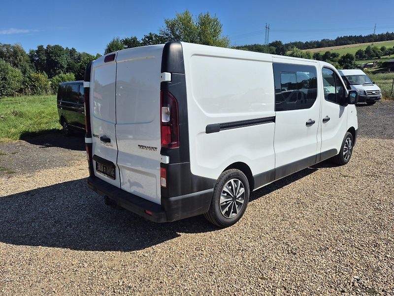 Renault Trafic (2018) 1.6Dci L2H1 6 Míst - fotka 10 z 26