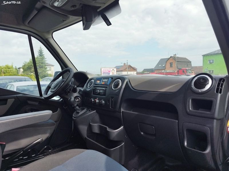 Renault Master (2016) - fotka 25 z 38