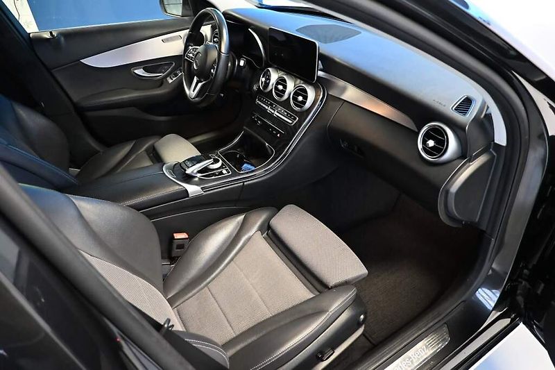 Mercedes-Benz Třídy C (2021) 2.0 300 DE 9G-TRONIC AVANTGARD - fotka 10 z 33