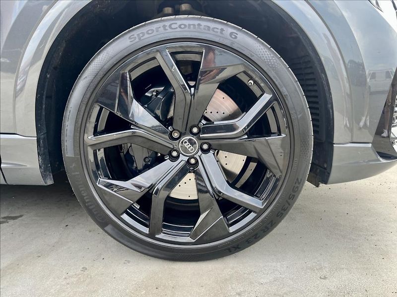 Audi RS Q8 4,0 TFSi QUATTRO MATRIX záruka - fotka 45 z 46