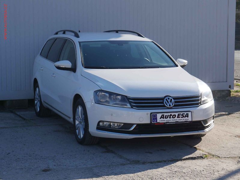 Volkswagen Passat (2013) 2.0 TDi, Comfortline, +kola - fotografie inzerátu