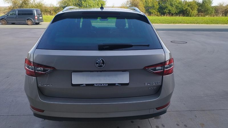 Škoda Superb 2.0TDI,LK,4X4volat-608 081 843 - fotka 5 z 21