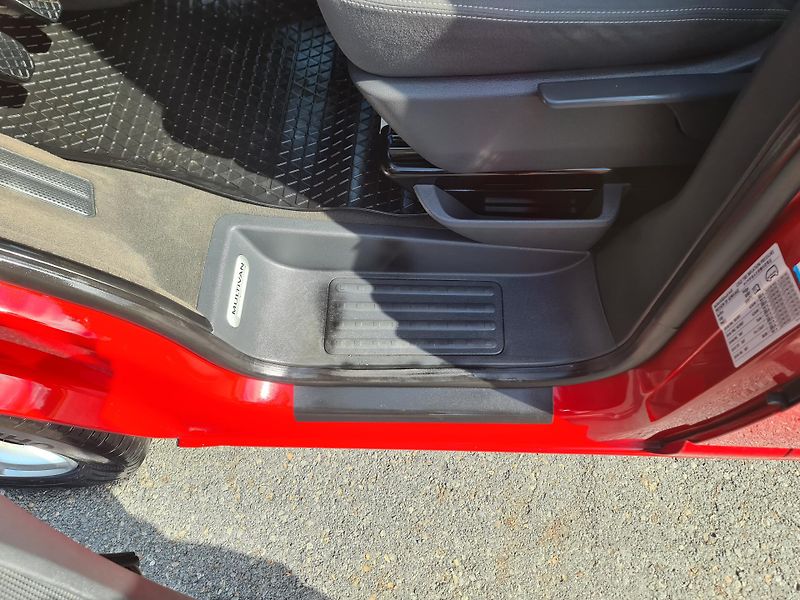 Volkswagen Multivan (2011) 2.0 TDi 103-KW WEBAST OLOMOUC - fotka 47 z 109