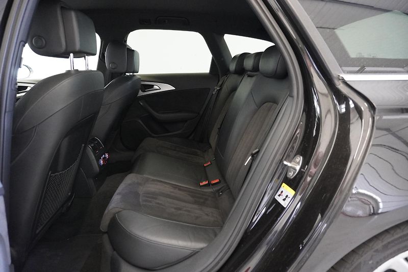 Audi S6 4.0 V8 TFSI 309kW QUATTRO TOP  - fotka 27 z 29