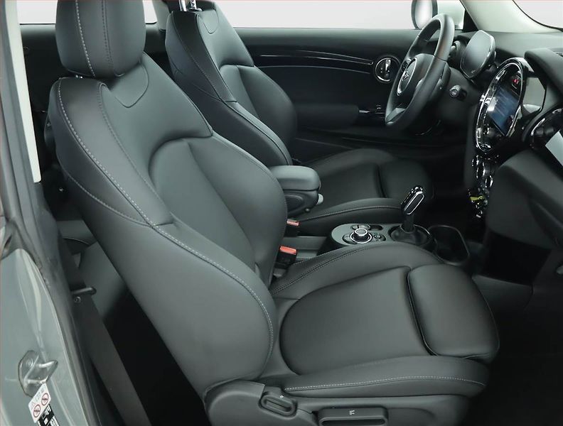 Mini Ostatní (2022) Cooper SE 32 kWh, SoH 97% - fotka 9 z 19