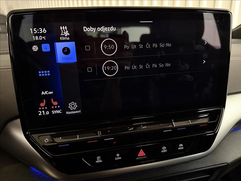 Volkswagen ID.4 ACC MASÁŽE HUD TČ TAŽNÉ 2XALU - fotka 29 z 45