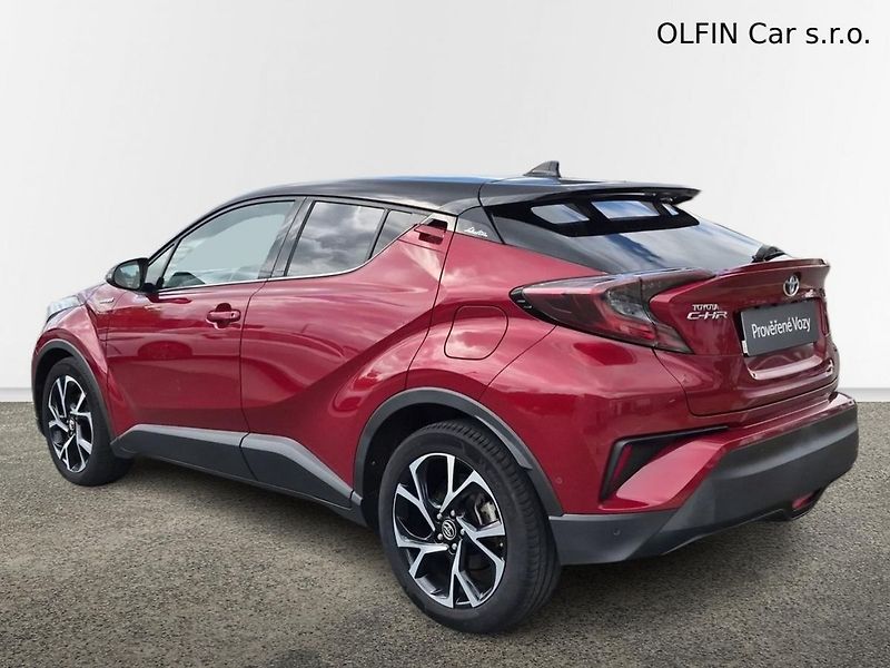 Toyota C-HR Hybrid 1.8 E-CVT Selection - fotka 7 z 26