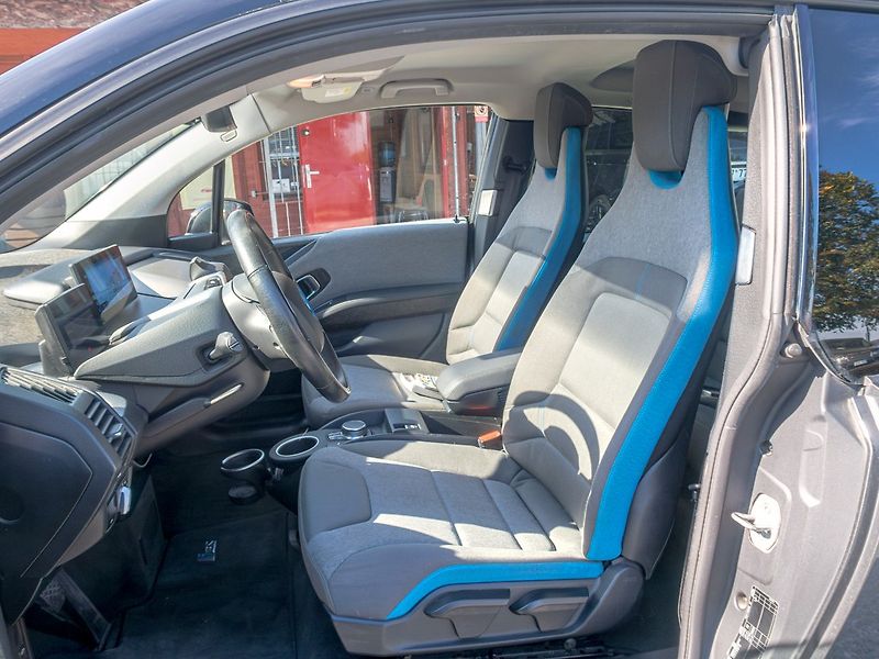 BMW i3 (2019) i3S 120Ah 135KW ČR SoH - fotka 16 z 47