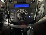 Hyundai i40 (2012) 1.6 GDI, AC, výhřev sed. - náhled 13