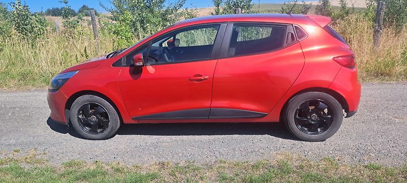 Renault Clio 1,5 dci - fotka 1 z 11