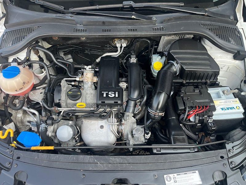 Škoda Rapid (2014) 1.2 TSI Serviska - fotka 22 z 22