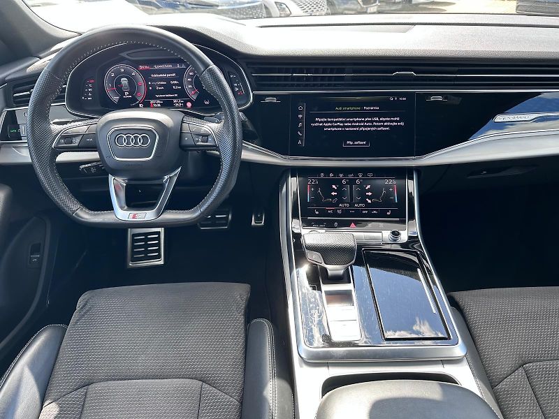 Audi Q8 3.0 TDI 210kW S-LINE - fotka 10 z 20