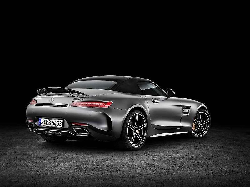 Mercedes-AMG GT C Roadster.