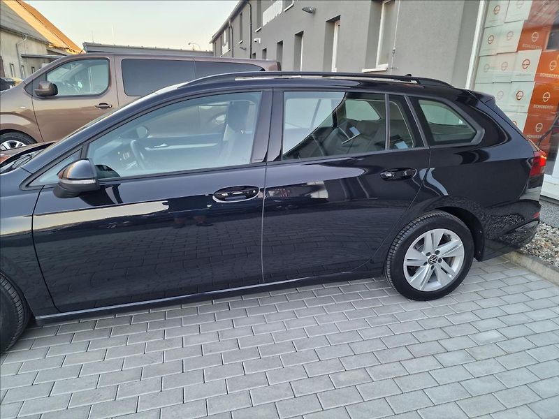 Volkswagen Golf 2.0TDI 110kW Life,ČR,1.Maj. - fotka 45 z 50