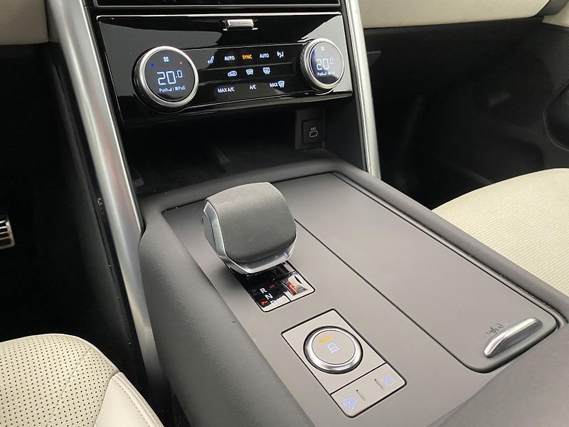 Land Rover Discovery D300 HSE R-DYNAMIC AWD AUT 7m - fotka 26 z 60