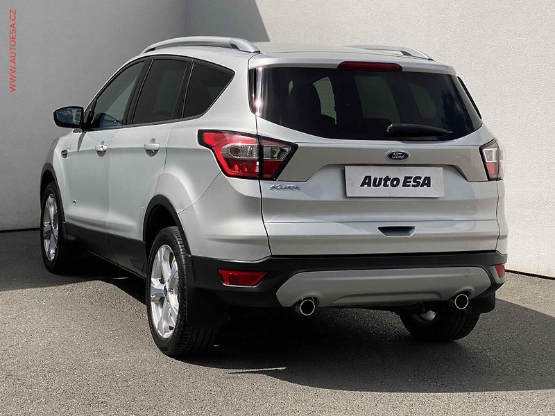 Ford Kuga (2017) 2.0TDCi 4x4, ČR, Titanium, AT - fotka 6 z 18