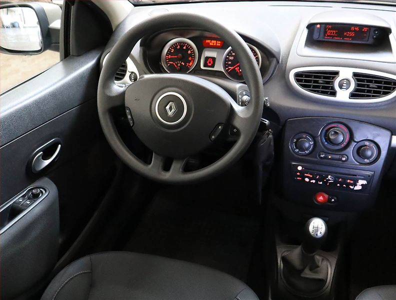 Renault Clio (2009) 1.2 16V , ČR,1.maj, nová STK - fotka 7 z 19