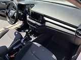 Škoda Fabia 1.0 MPi Ambition Plus 59 kW - náhled 16