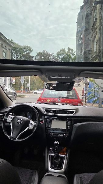 Nissan Qashqai (2016) - fotka 9 z 15