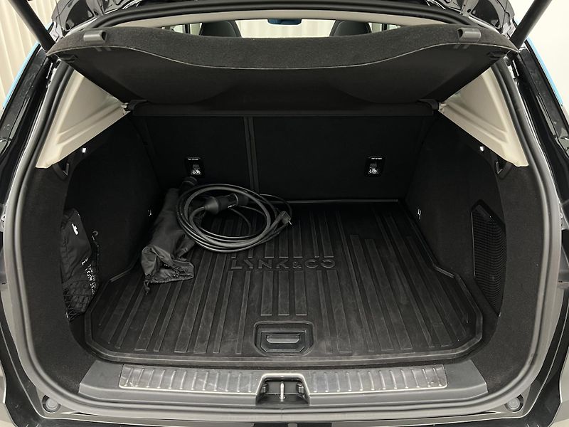 Lynk & Co 01 PHEV AUT  - fotka 5 z 54