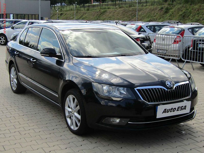 Škoda Superb (2014) 2.0TDi, Bixen, kůže - fotografie inzerátu