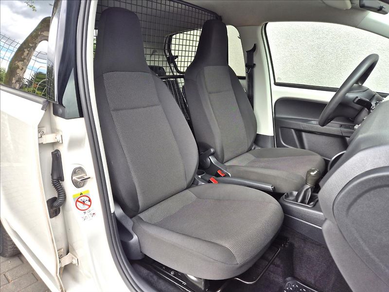 Volkswagen up! 1,0 i 5 Dv. Load Užitk. Klima - fotka 20 z 24