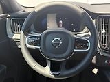 Volvo XC60 Plus Dark B5 AWD 184kW - náhled 11