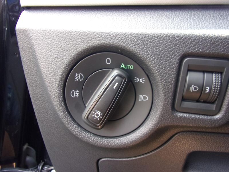 Škoda Scala 1,6 TDI AMB 85kW 1maj. odp.DPH - fotka 22 z 25