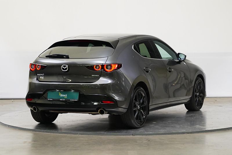 Mazda 3 - fotka 2 z 27