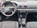 Škoda Octavia (2004) 1.4MPI, AC - náhled 8