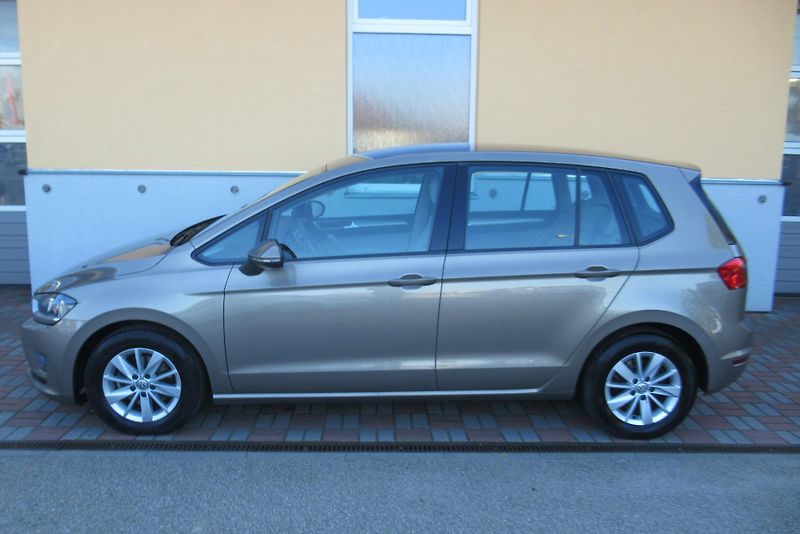 Volkswagen Golf Sportsvan 1.2 TSi DSG AUT.KLIMA SADA KOL - fotka 6 z 37