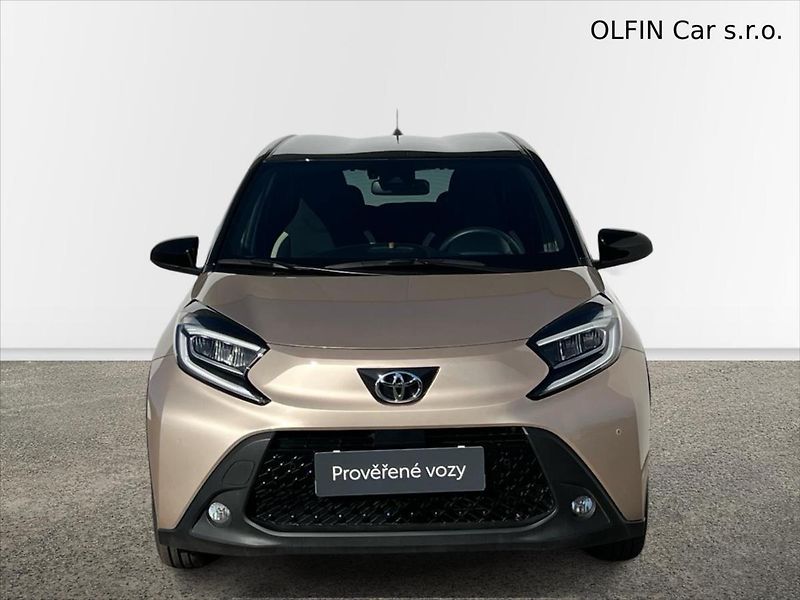 Toyota Aygo 1,0 VVT-i 53kW STYLE TECH VISI - fotka 4 z 22