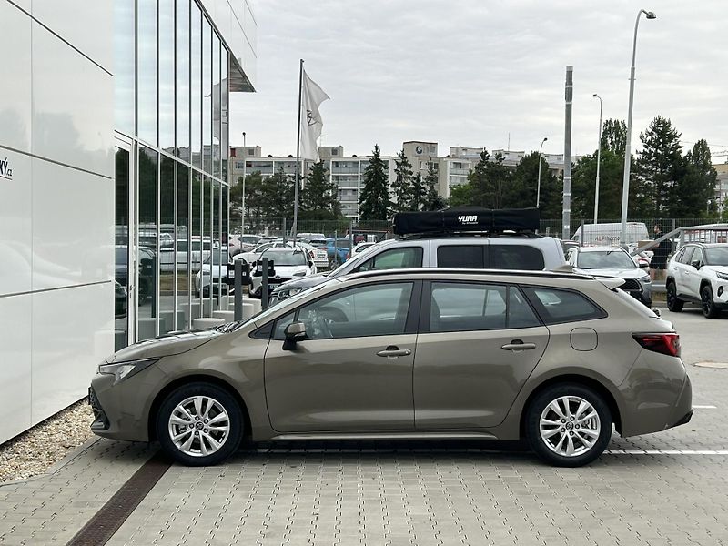 Toyota Corolla (2026) TS ACTIVE 1,8 HEV AT - fotka 12 z 14
